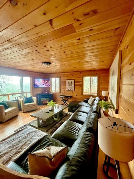 Treehouse Cabin With Mountain, River Views And Arcades Blue Ridge Kültér fotó