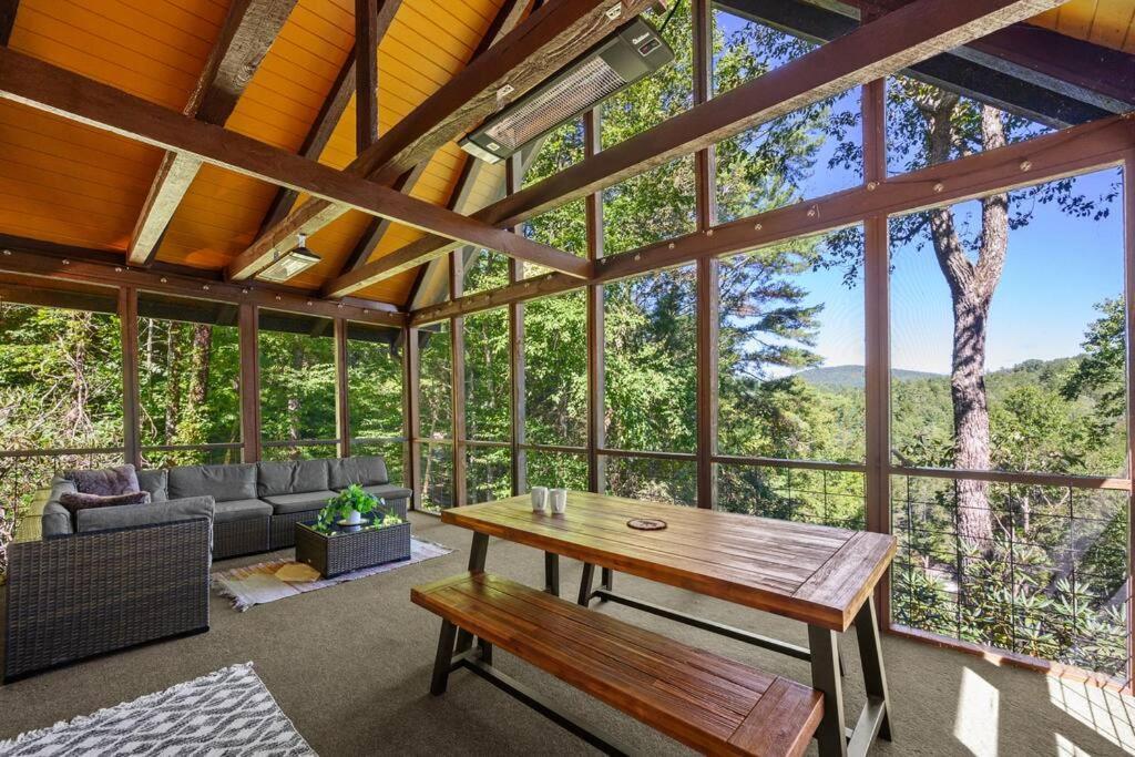 Treehouse Cabin With Mountain, River Views And Arcades Blue Ridge Kültér fotó